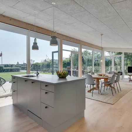 Sebbi - 90m From The Sea By Interhome *